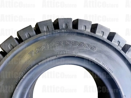 Шина цельнолитая CST 7.00-12 C8909